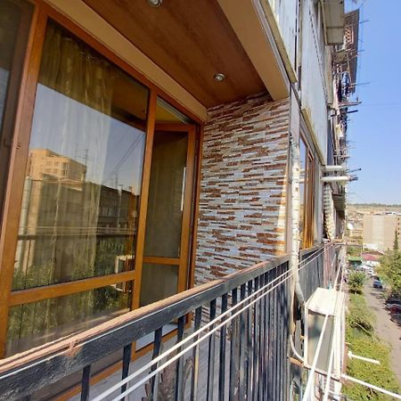 Gevorg'S Appartment Jerevan Eksteriør bilde